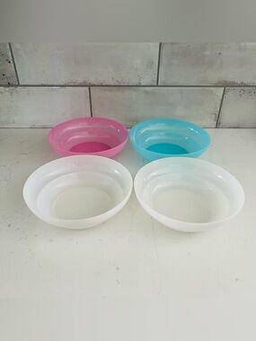 Vintage 70s TUPPERWARE Pastel Cereal Bowls - Set of 4